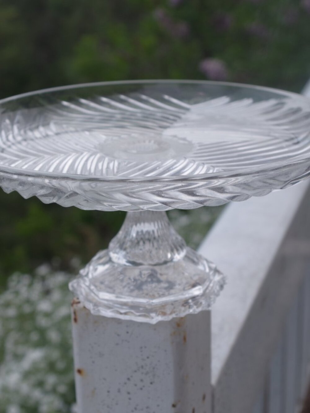 Beautiful Crystal Cake Or Pastry Plate